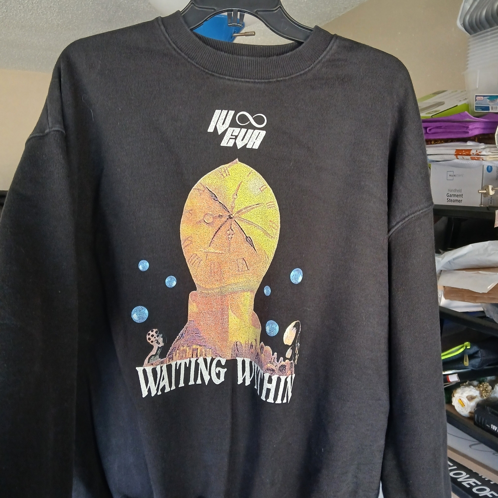 Black Graphic Men's Sweater